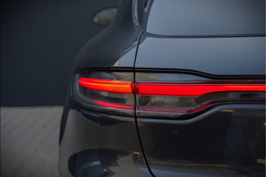 Porsche Macan 2.0 | Panoramadak | Bose | Luchtvering | PASM | Memory Seats | Camera | Leder Dashboard | Stuurverwarming | Stoelverwarming | Elektrische Achterklep | Navigatie |
