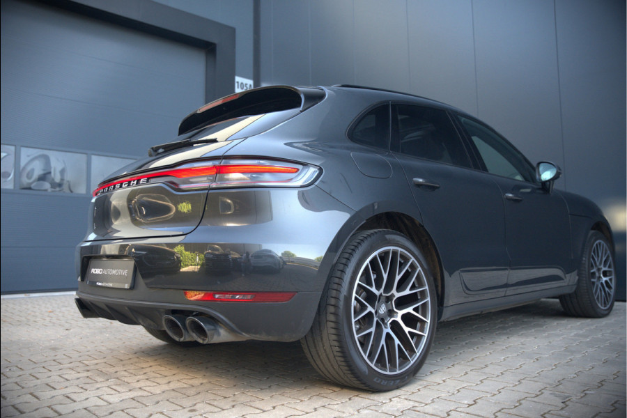 Porsche Macan 2.0 | Panoramadak | Bose | Luchtvering | PASM | Memory Seats | Camera | Leder Dashboard | Stuurverwarming | Stoelverwarming | Elektrische Achterklep | Navigatie |