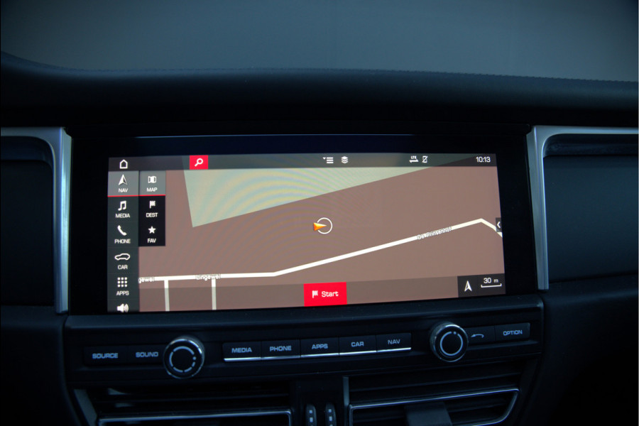 Porsche Macan 2.0 | Panoramadak | Bose | Luchtvering | PASM | Memory Seats | Camera | Leder Dashboard | Stuurverwarming | Stoelverwarming | Elektrische Achterklep | Navigatie |