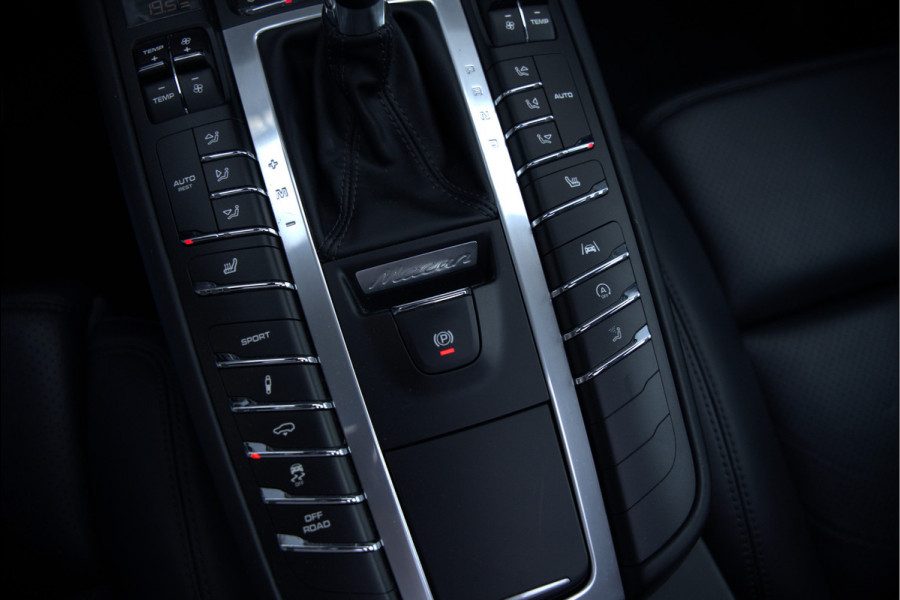 Porsche Macan 2.0 | Panoramadak | Bose | Luchtvering | PASM | Memory Seats | Camera | Leder Dashboard | Stuurverwarming | Stoelverwarming | Elektrische Achterklep | Navigatie |