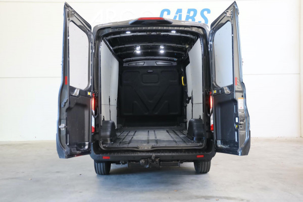 Ford Transit 350 2.0 TDCI L3/H2 AUTOMAAT 360° CAMERA TREKHAAK DRIVER ASS CLIMA TREKHAAK ZEER VOL UITGERUST LEASE V/A €199,- p.m.