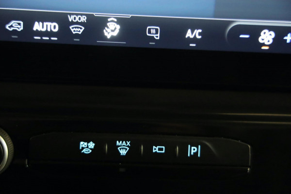 Ford Transit 350 2.0 TDCI L3/H2 AUTOMAAT 360° CAMERA TREKHAAK DRIVER ASS CLIMA TREKHAAK ZEER VOL UITGERUST LEASE V/A €199,- p.m.