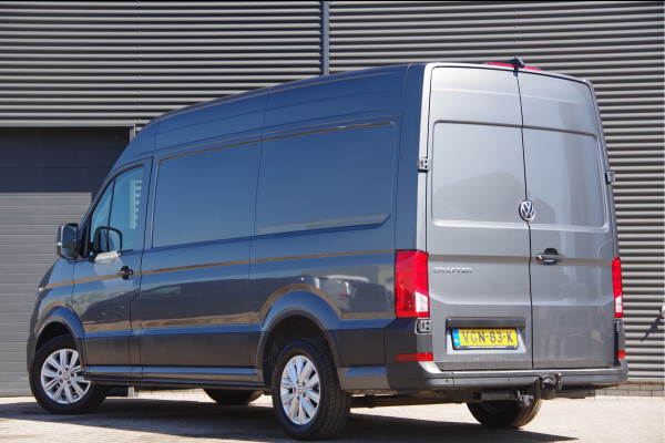 Volkswagen Crafter 35 2.0 TDI L3H3 HIGHLINE 140PK AUT. TREKHAAK, CAMERA, NAVI, CRUISE, AIRCO, NL AUTO, NAP