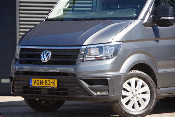 Volkswagen Crafter 35 2.0 TDI L3H3 HIGHLINE 140PK AUT. TREKHAAK, CAMERA, NAVI, CRUISE, AIRCO, NL AUTO, NAP