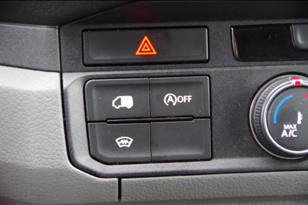 Volkswagen Crafter 35 2.0 TDI L3H3 HIGHLINE 140PK AUT. TREKHAAK, CAMERA, NAVI, CRUISE, AIRCO, NL AUTO, NAP