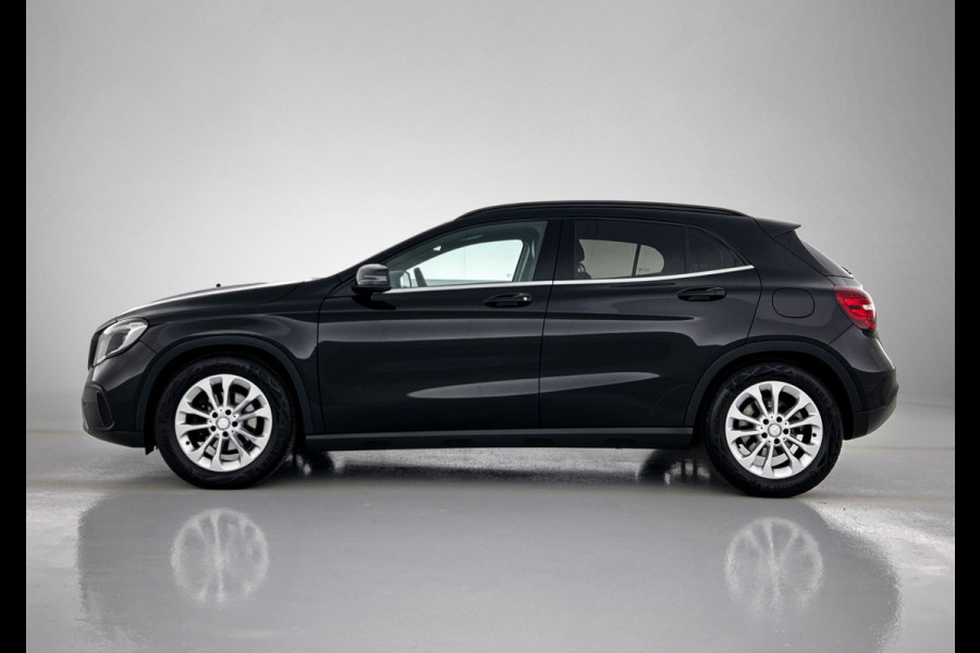 Mercedes-Benz GLA 180 Business Solution | Lichtmetalen velgen | Navigatie | Parking support | Inclusief 12 Maanden Garantie