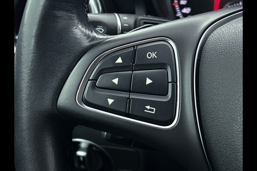 Mercedes-Benz GLA 180 Business Solution | Lichtmetalen velgen | Navigatie | Parking support | Inclusief 12 Maanden Garantie