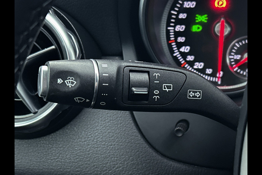 Mercedes-Benz GLA 180 Business Solution | Lichtmetalen velgen | Navigatie | Parking support | Inclusief 12 Maanden Garantie