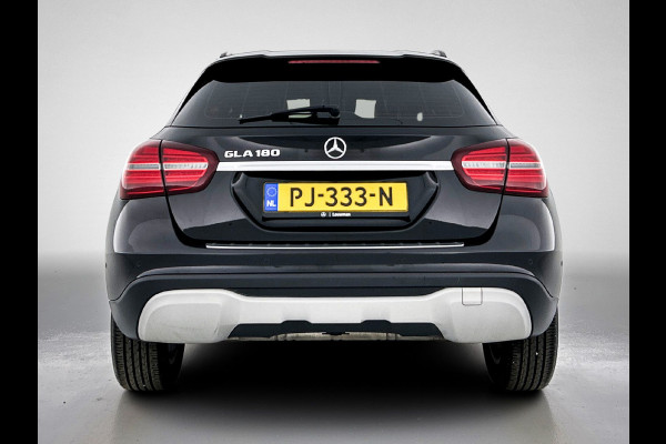 Mercedes-Benz GLA 180 Business Solution | Lichtmetalen velgen | Navigatie | Parking support | Inclusief 12 Maanden Garantie