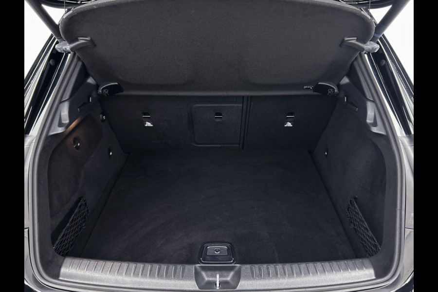 Mercedes-Benz GLA 180 Business Solution | Lichtmetalen velgen | Navigatie | Parking support | Inclusief 12 Maanden Garantie