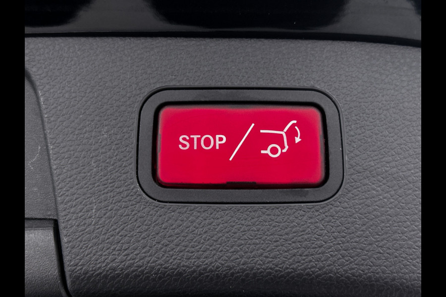 Mercedes-Benz GLA 180 Business Solution | Lichtmetalen velgen | Navigatie | Parking support | Inclusief 12 Maanden Garantie