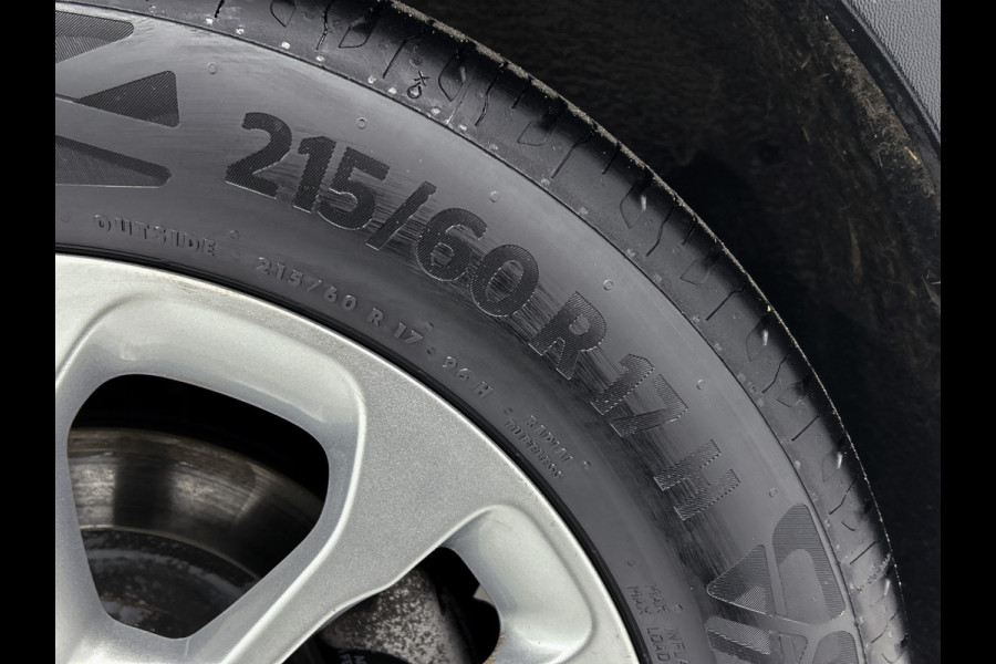 Mercedes-Benz GLA 180 Business Solution | Lichtmetalen velgen | Navigatie | Parking support | Inclusief 12 Maanden Garantie