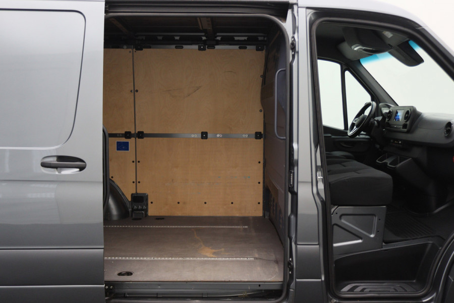Mercedes-Benz Sprinter 314 2.2 CDI L1H1 Automaat 3-Zits, Apple Carplay, LED, Camera, Trekhaak, Cruise, 16"