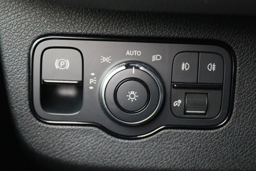 Mercedes-Benz Sprinter 314 2.2 CDI L1H1 Automaat 3-Zits, Apple Carplay, LED, Camera, Trekhaak, Cruise, 16"