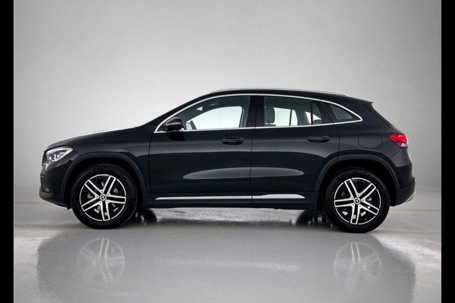 Mercedes-Benz GLA 250 e Luxury Line | 5 spaaks lichtmetalen velgen | Wide screen | Navigatie | Parking support | Inclusief 24 maanden Mercedes-Benz Certified garantie voor Europa.