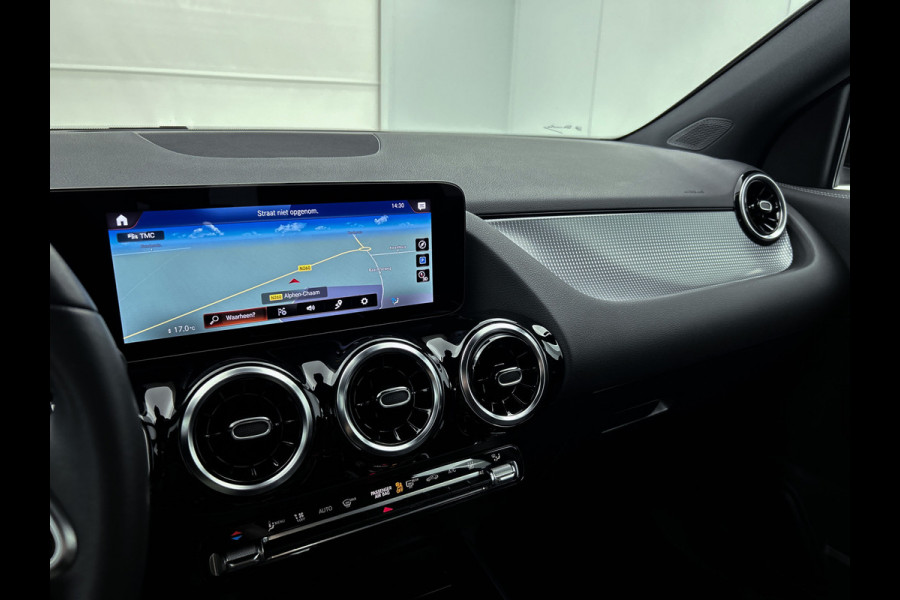 Mercedes-Benz GLA 250 e Luxury Line | 5 spaaks lichtmetalen velgen | Wide screen | Navigatie | Parking support | Inclusief 24 maanden Mercedes-Benz Certified garantie voor Europa.