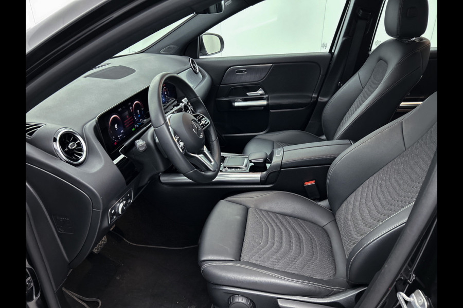 Mercedes-Benz GLA 250 e Luxury Line | 5 spaaks lichtmetalen velgen | Wide screen | Navigatie | Parking support | Inclusief 24 maanden Mercedes-Benz Certified garantie voor Europa.