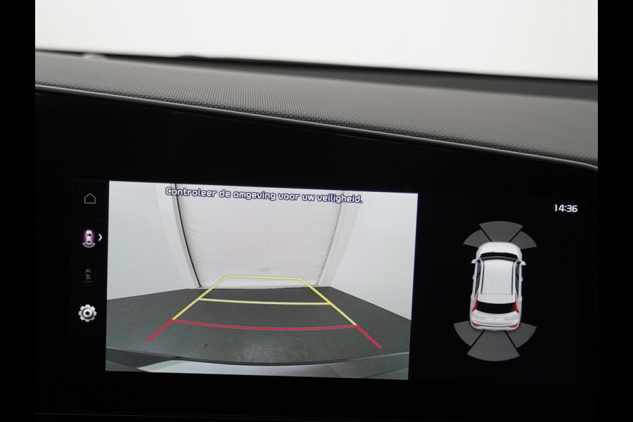 Kia Niro EV DynamicLine 64.8 kWh - Navigatie - Parkeersensoren voor en achter - Adaptieve cruise control - Fabrieksgarantie tot 11-2030
