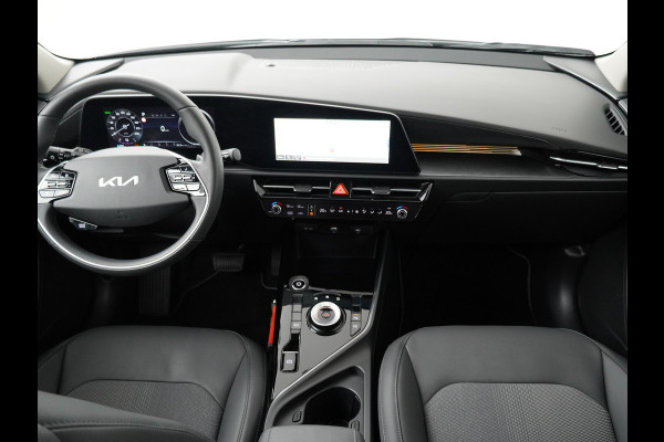 Kia Niro EV DynamicLine 64.8 kWh - Navigatie - Parkeersensoren voor en achter - Adaptieve cruise control - Fabrieksgarantie tot 11-2030