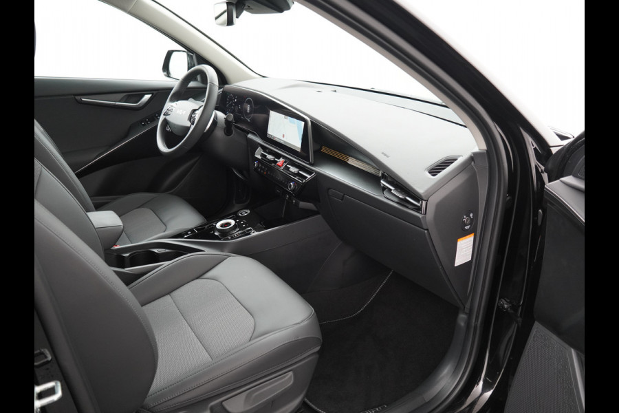 Kia Niro EV DynamicLine 64.8 kWh - Navigatie - Parkeersensoren voor en achter - Adaptieve cruise control - Fabrieksgarantie tot 11-2030