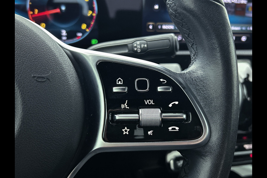 Mercedes-Benz A-Klasse 180 Advantage Lichtmetalen velgen | wide screen | navigatie | parking support met Camera achter | Inclusief 24 maanden Mercedes-Benz Certified garantie voor Europa.