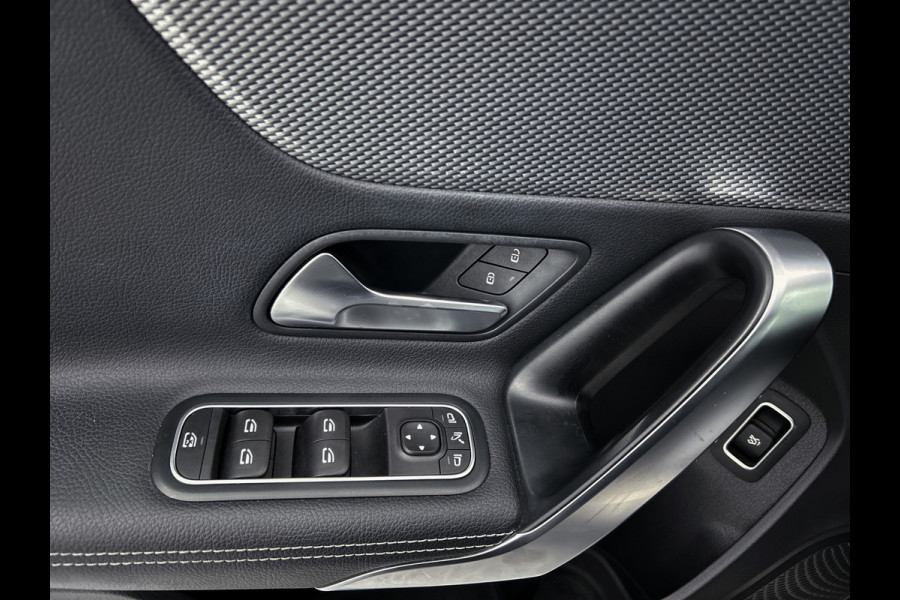 Mercedes-Benz A-Klasse 180 Advantage Lichtmetalen velgen | wide screen | navigatie | parking support met Camera achter | Inclusief 24 maanden Mercedes-Benz Certified garantie voor Europa.