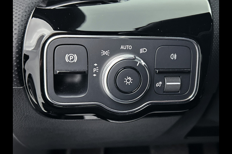 Mercedes-Benz A-Klasse 180 Advantage Lichtmetalen velgen | wide screen | navigatie | parking support met Camera achter | Inclusief 24 maanden Mercedes-Benz Certified garantie voor Europa.