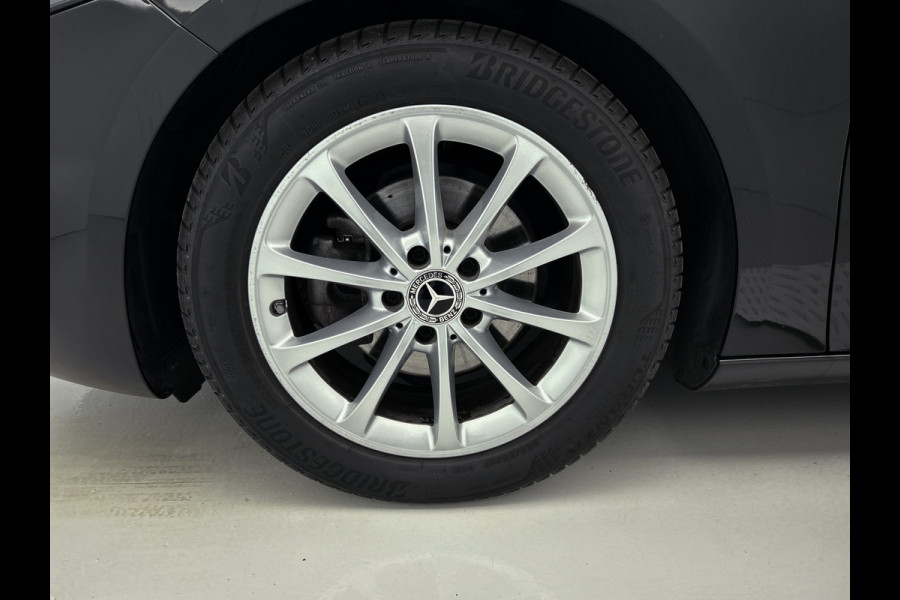 Mercedes-Benz A-Klasse 180 Advantage Lichtmetalen velgen | wide screen | navigatie | parking support met Camera achter | Inclusief 24 maanden Mercedes-Benz Certified garantie voor Europa.