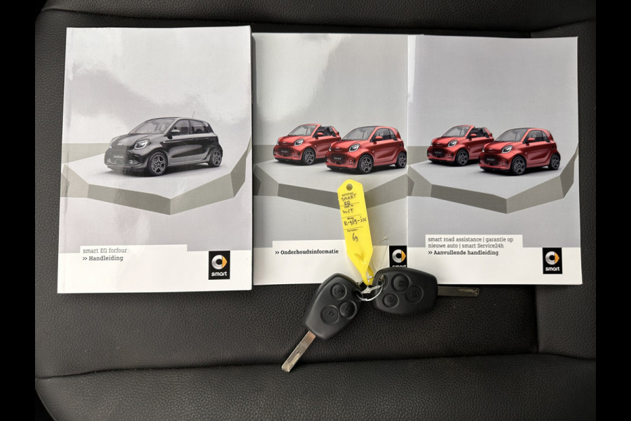 Smart Forfour EQ Essential 18 kWh [ 3-Fase ] (INCL-BTW) Aut. *FULL-LEATHER | AIRCO | CRUISE | DAB+ | COMFORT-SEATS | 15''ALU*