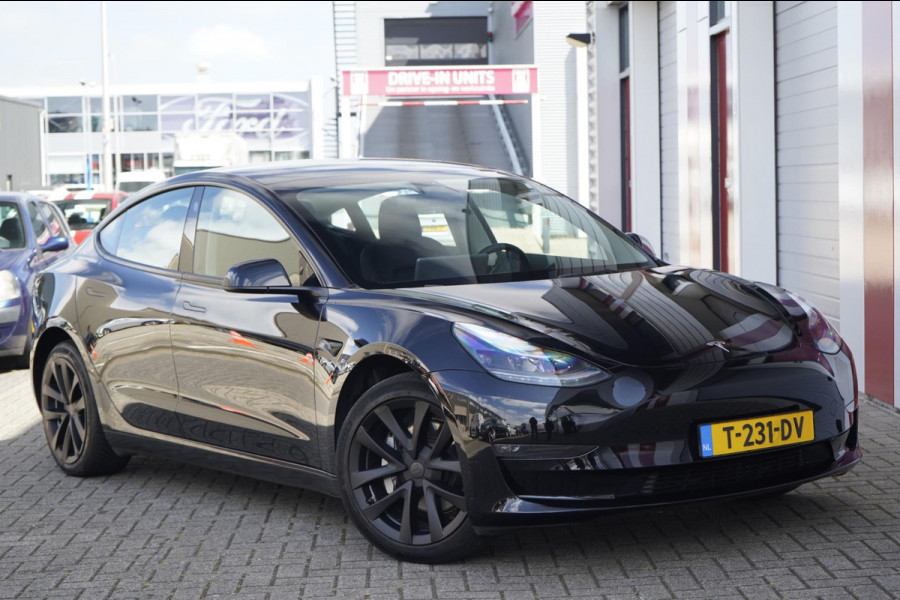 Tesla Model 3 Long Range RWD 75 kWh 638KM Range