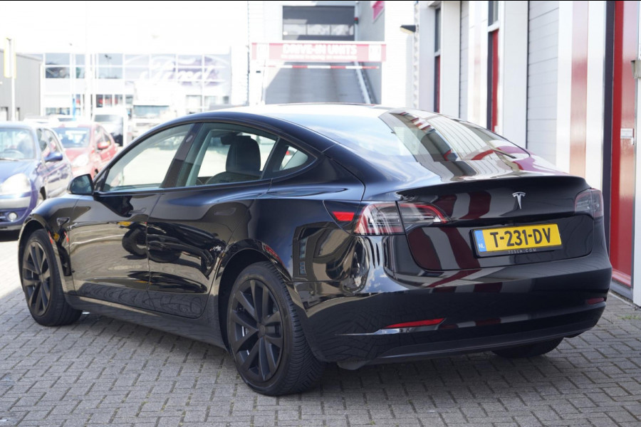 Tesla Model 3 Long Range RWD 75 kWh 638KM Range