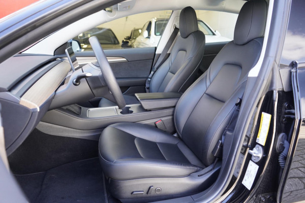 Tesla Model 3 Long Range RWD 75 kWh 638KM Range