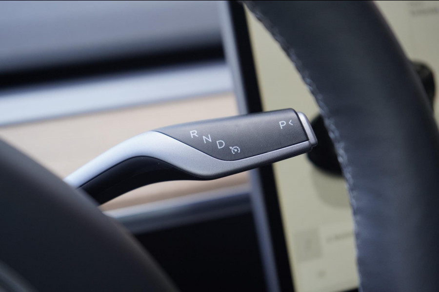 Tesla Model 3 Long Range RWD 75 kWh 638KM Range
