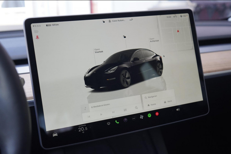 Tesla Model 3 Long Range RWD 75 kWh 638KM Range