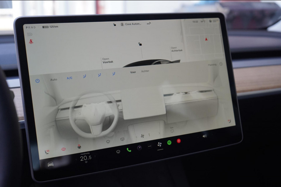 Tesla Model 3 Long Range RWD 75 kWh 638KM Range
