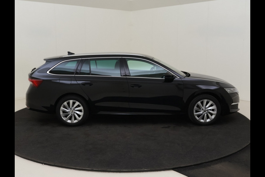 Škoda Octavia Combi 150PK AUTOMAAT ADAPTIVE | WINTERPACK | CAMERA | NAVI | KEYLESS!