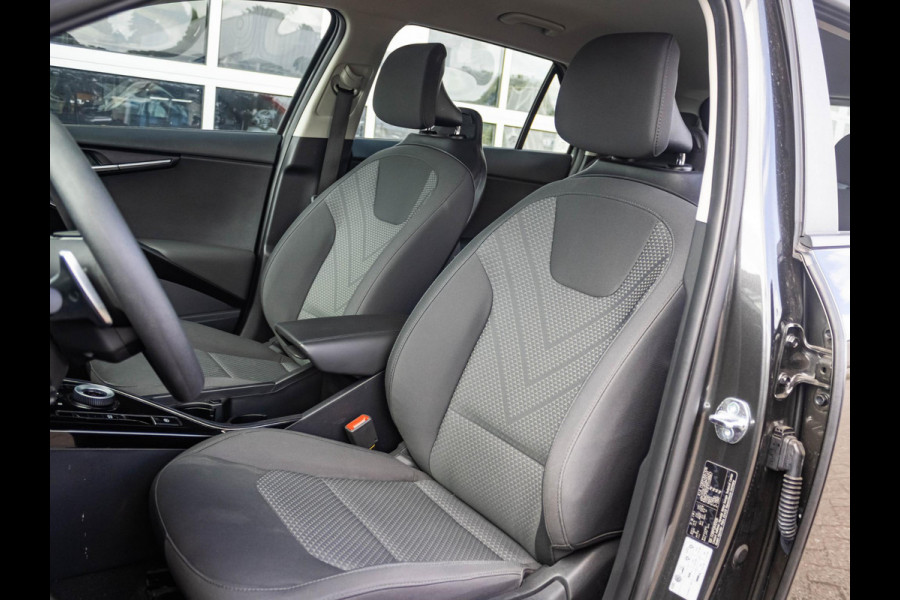 Kia Niro EV Light Edition 64.8 kWh Adaptieve cruise control l Navigatie l achteruitrijcamera