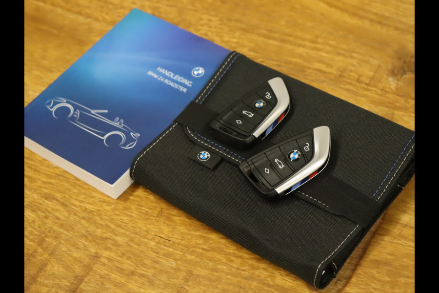 BMW Z4 Roadster sDrive30i M Sport [HARMAN/KARDON, ADAPTIVE CRUISE, MEMORY SEATS, APPLE CARPLAY, SHADOW LINE, ANDROID, STUURWIEL/STOELEN VERWARMD, CAMERA, NIEUWSTAAT]