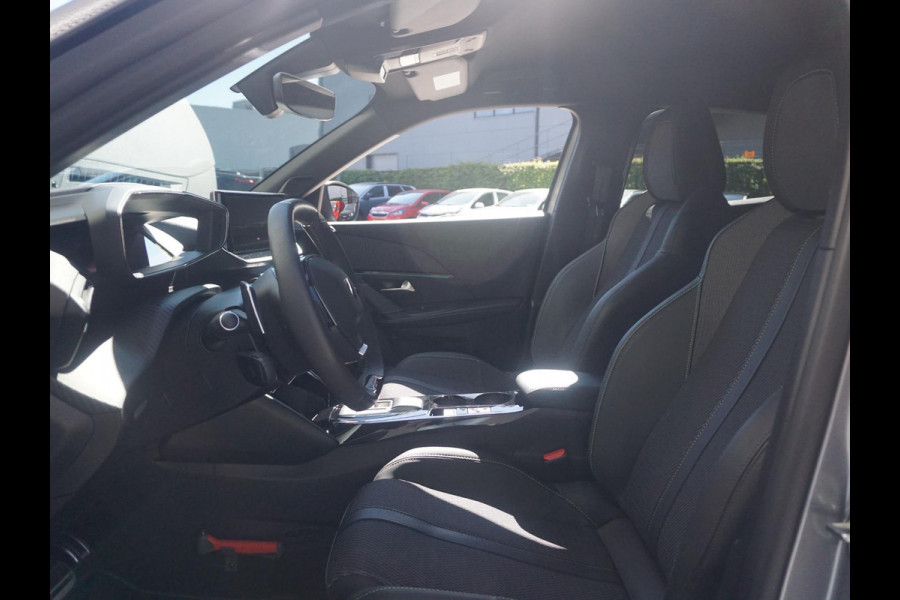 Peugeot 2008 1.2 Hybrid 136 GT