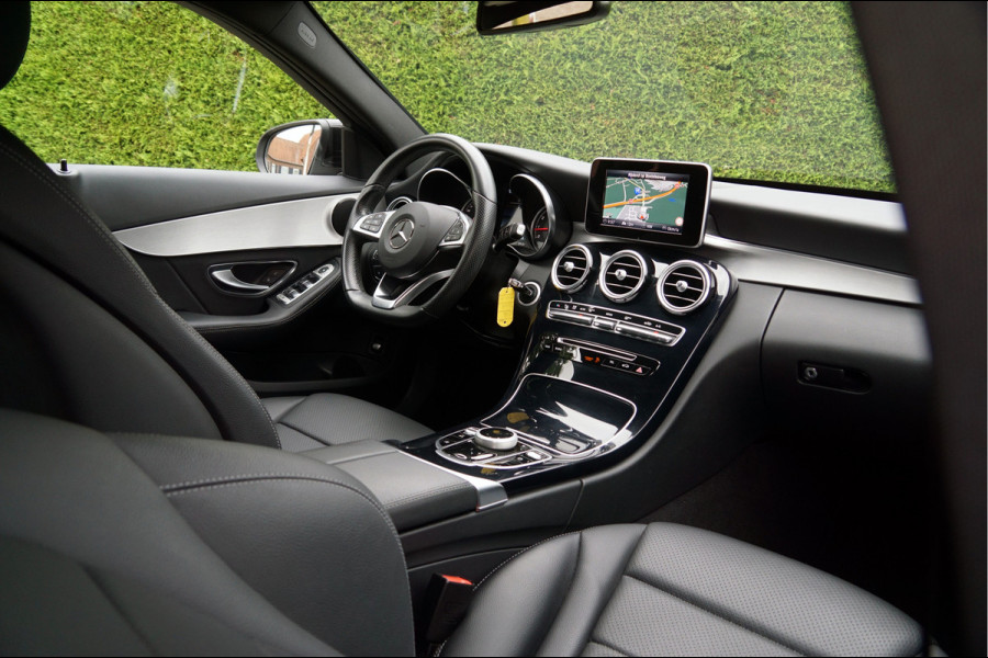 Mercedes-Benz C-Klasse Estate C 180 Estate AMG Line | Trekhaak Dealeronderhouden