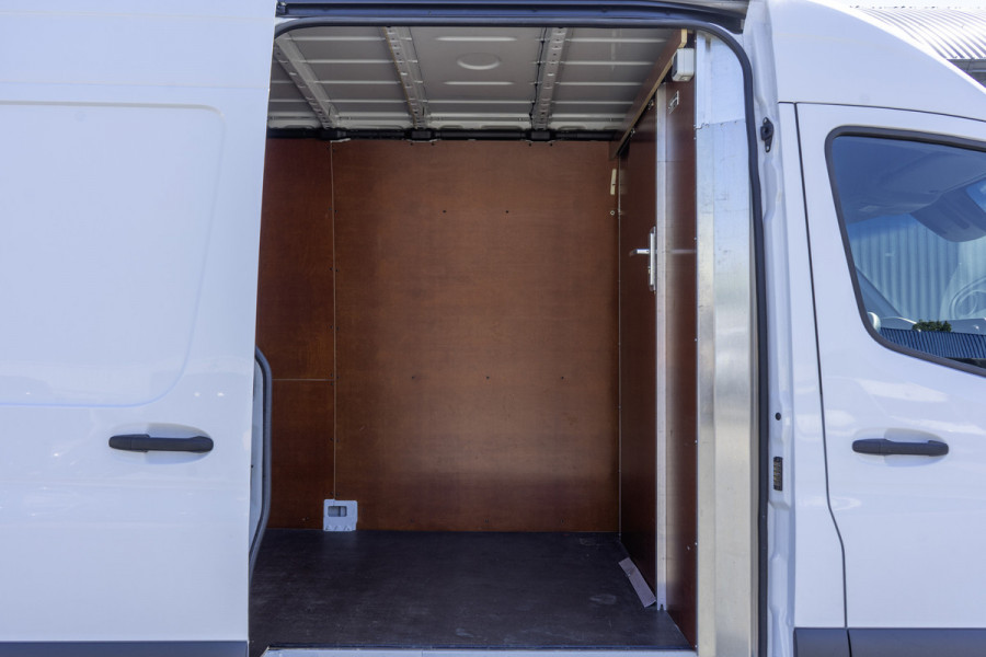 Mercedes-Benz Sprinter 315CDI L4H2 | XXL | 150 PK | Automaat | Camera | CarPlay | Climate | Cruise | Tussenschot met deur | Euro 6