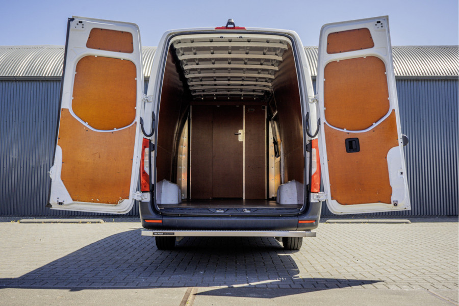 Mercedes-Benz Sprinter 315CDI L4H2 | XXL | 150 PK | Automaat | Camera | CarPlay | Climate | Cruise | Tussenschot met deur | Euro 6