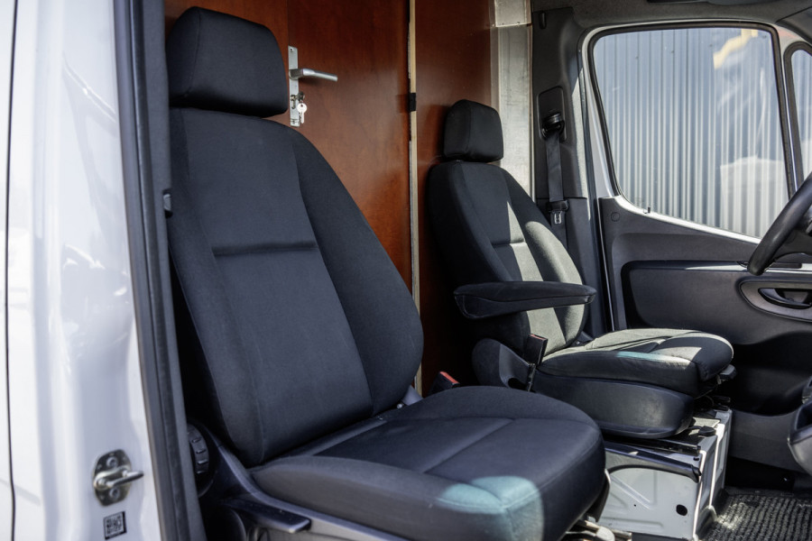 Mercedes-Benz Sprinter 315CDI L4H2 | XXL | 150 PK | Automaat | Camera | CarPlay | Climate | Cruise | Tussenschot met deur | Euro 6
