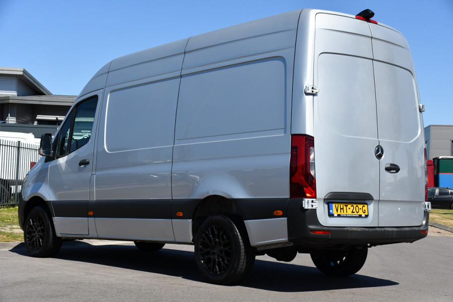 Mercedes-Benz Sprinter 315 1.9 CDI L2H2 PB Edition Camera, Cruise, Carplay, 3500KG Trekgewicht LED, Automaat, Multimedia, 150PK, Uniek!