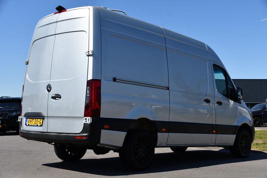 Mercedes-Benz Sprinter 315 1.9 CDI L2H2 PB Edition Camera, Cruise, Carplay, 3500KG Trekgewicht LED, Automaat, Multimedia, 150PK, Uniek!