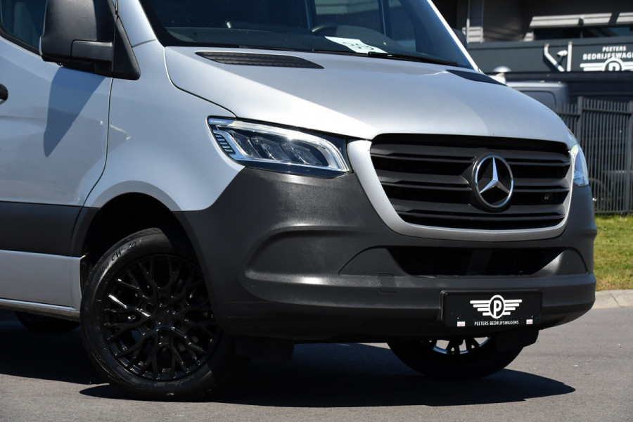 Mercedes-Benz Sprinter 315 1.9 CDI L2H2 PB Edition Camera, Cruise, Carplay, 3500KG Trekgewicht LED, Automaat, Multimedia, 150PK, Uniek!