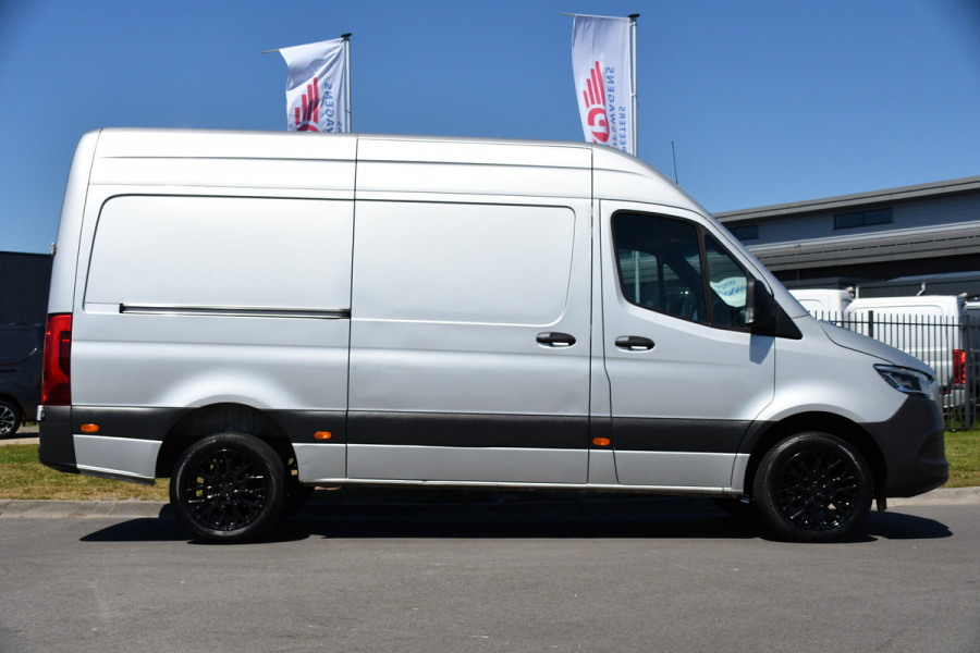 Mercedes-Benz Sprinter 315 1.9 CDI L2H2 PB Edition Camera, Cruise, Carplay, 3500KG Trekgewicht LED, Automaat, Multimedia, 150PK, Uniek!