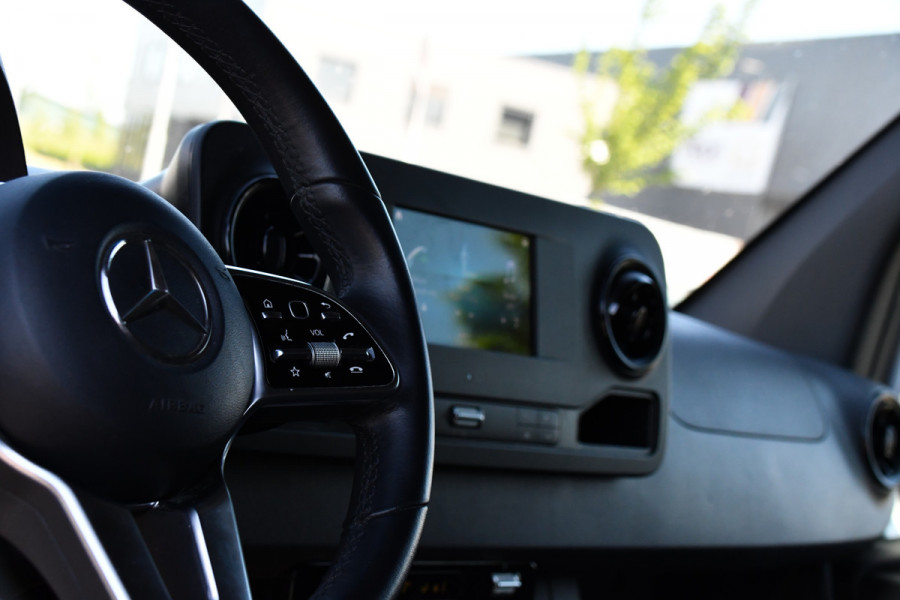 Mercedes-Benz Sprinter 315 1.9 CDI L2H2 PB Edition Camera, Cruise, Carplay, 3500KG Trekgewicht LED, Automaat, Multimedia, 150PK, Uniek!
