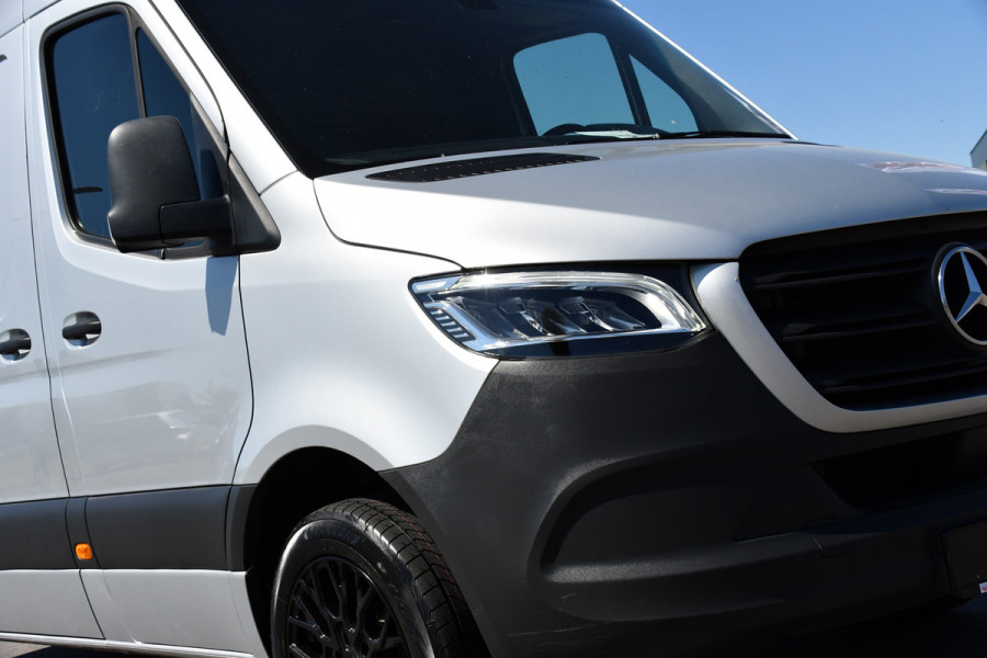 Mercedes-Benz Sprinter 315 1.9 CDI L2H2 PB Edition Camera, Cruise, Carplay, 3500KG Trekgewicht LED, Automaat, Multimedia, 150PK, Uniek!