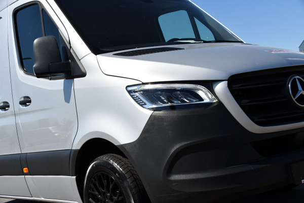 Mercedes-Benz Sprinter 315 1.9 CDI L2H2 PB Edition Camera, Cruise, Carplay, 3500KG Trekgewicht LED, Automaat, Multimedia, 150PK, Uniek!